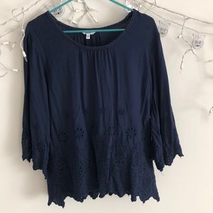 Lightweight quarter sleeve blouse!